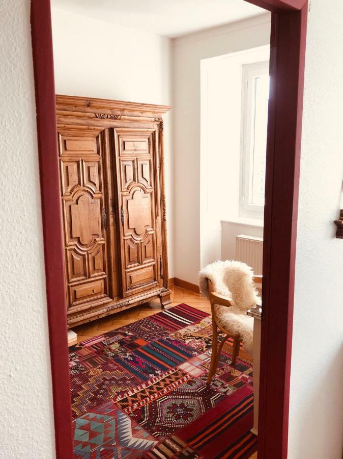 Appartement 1Bijou La Chaux De Fonds Bagian luar foto