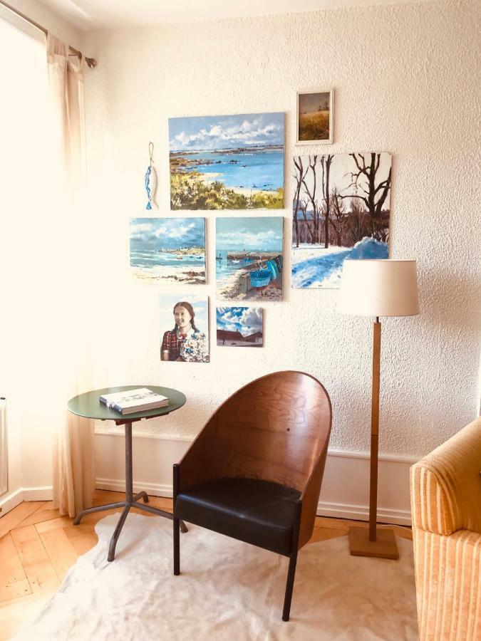 Appartement 1Bijou La Chaux De Fonds Bagian luar foto