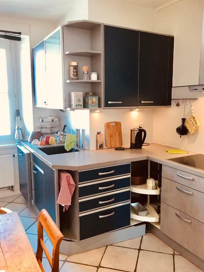 Appartement 1Bijou La Chaux De Fonds Bagian luar foto