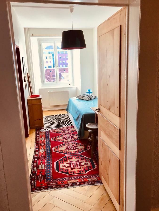 Appartement 1Bijou La Chaux De Fonds Bagian luar foto