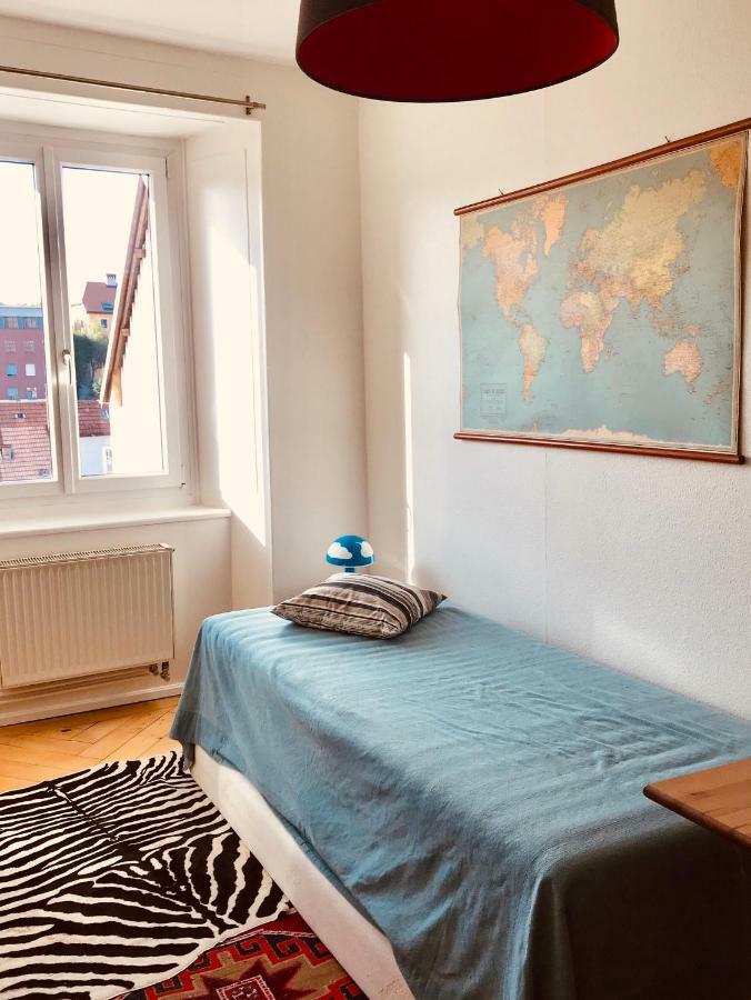 Appartement 1Bijou La Chaux De Fonds Bagian luar foto